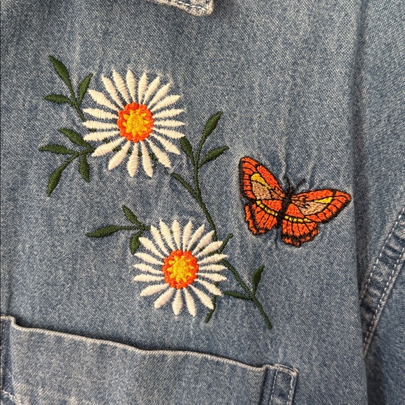 Women's Blue Denim Shirt with Embroidered Flowers - Picture 3 of 4